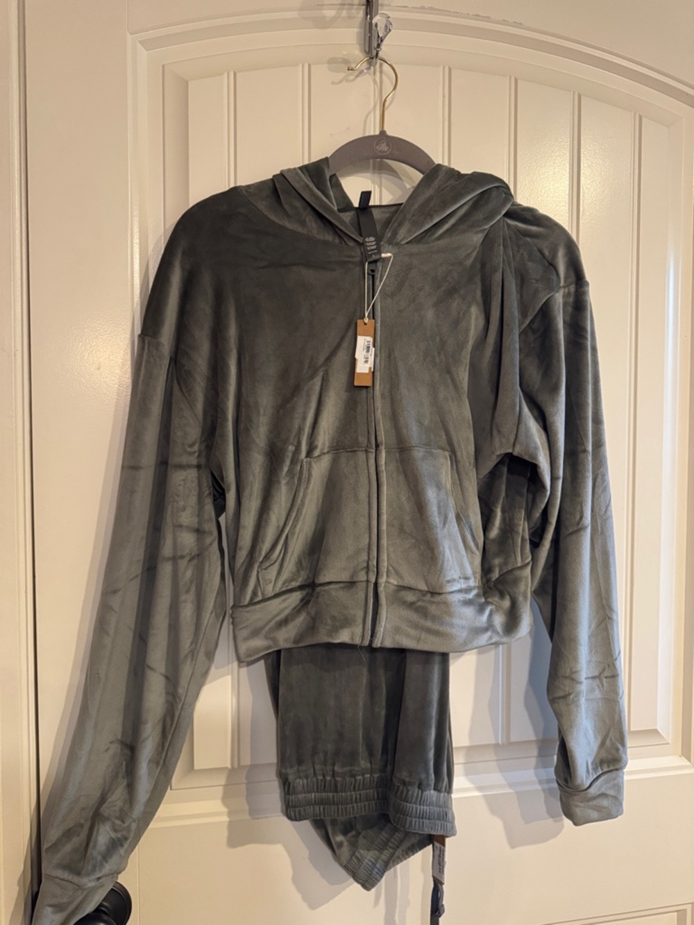 SKIMS Soft Plush Zip-Up Hoodie and Joggers Set in Gunmetal